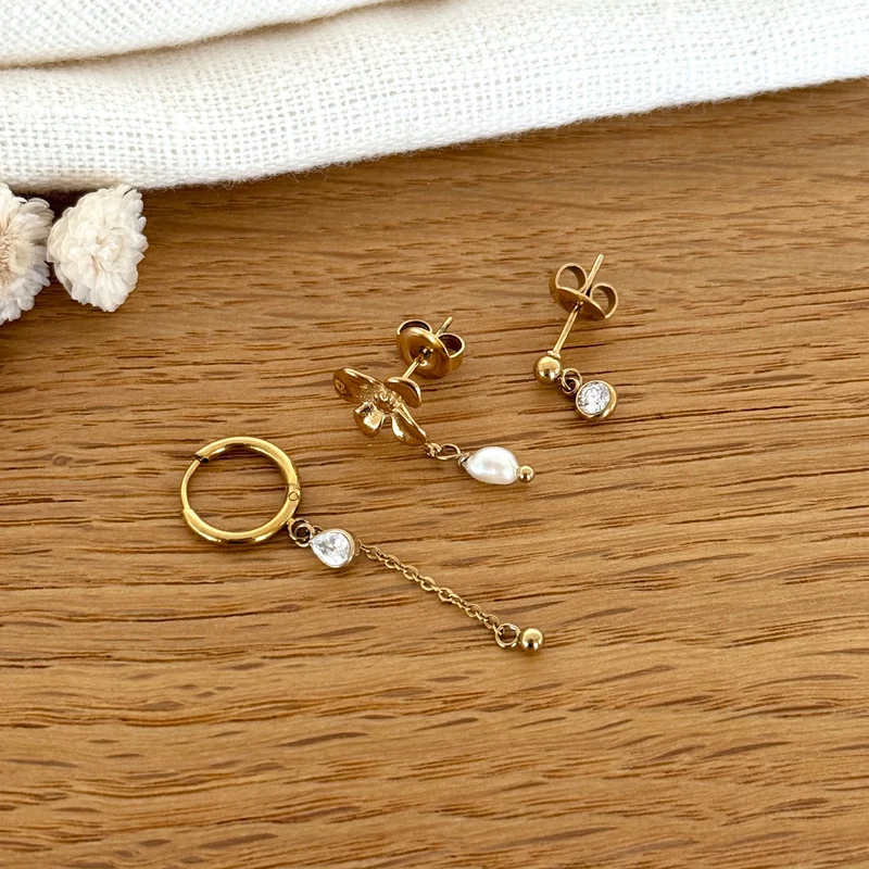 Set de boucles d'oreilles "Délicate" acier