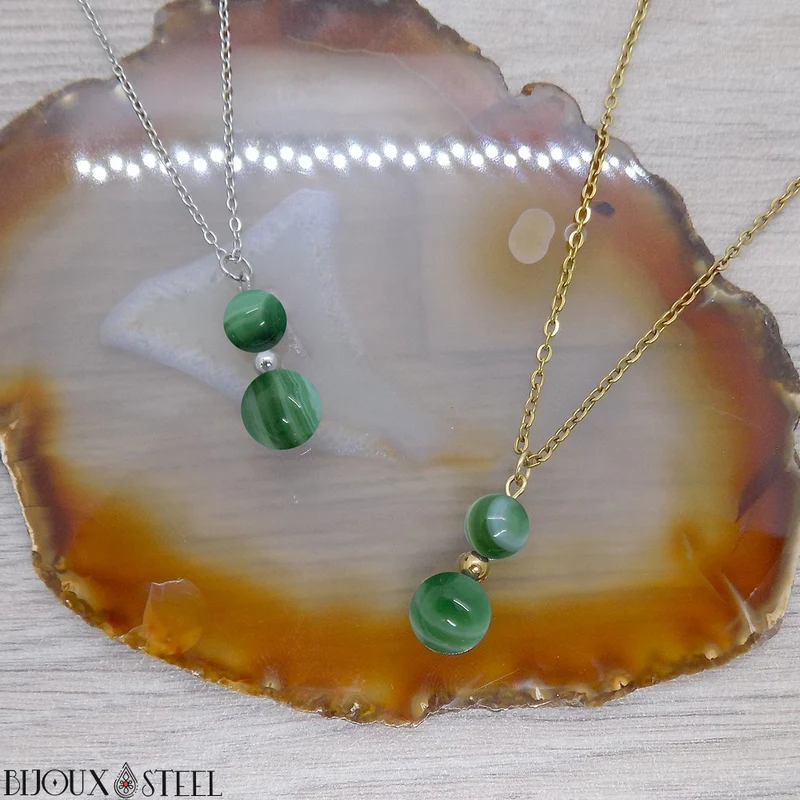 Collier à pendentif deux perles en pierre d'agate verte