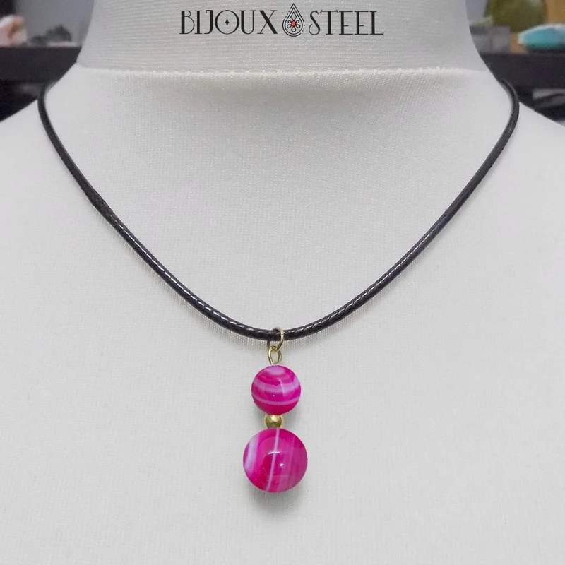 Collier à pendentif deux perles en pierre d'agate magenta