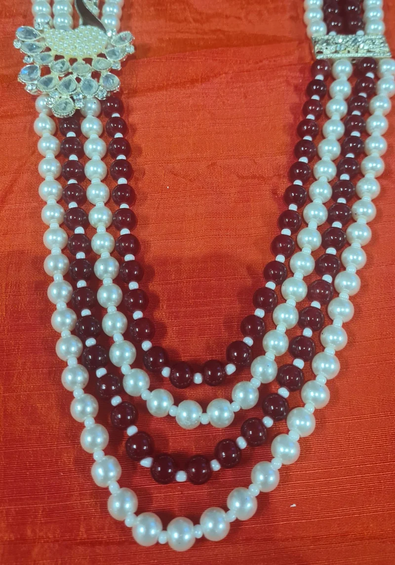 Mala Mayur – Collier de Marié Indien Bordeaux & Perles Ivoire