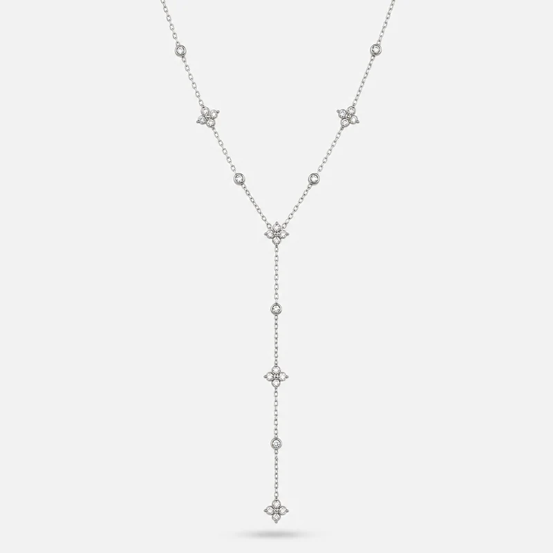 Collier Aveline
