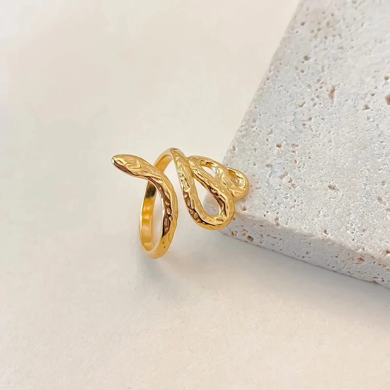 Bague Serpent Beauté