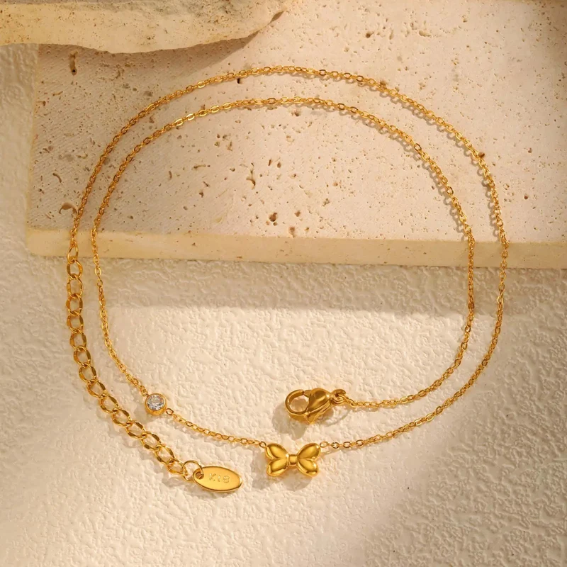 Collier Petit Noeud Or