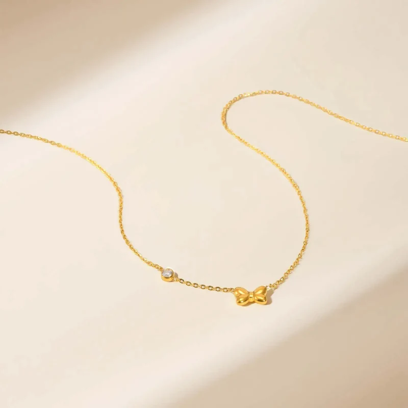 Collier Petit Noeud Or