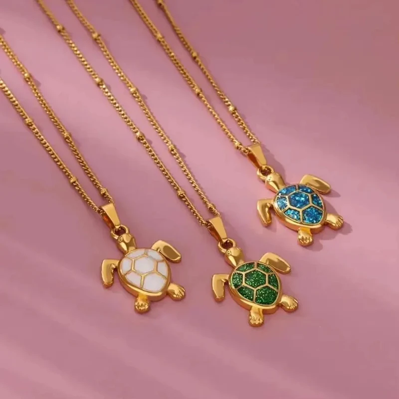 Collier Tortue Doré et Couleurs