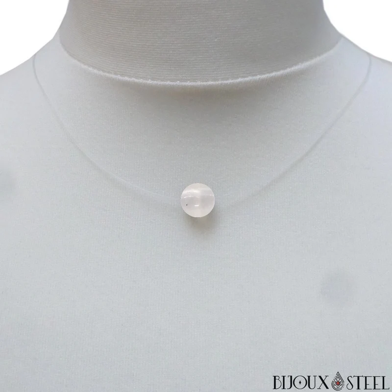 Collier à perle de sélénite sur fil de nylon
