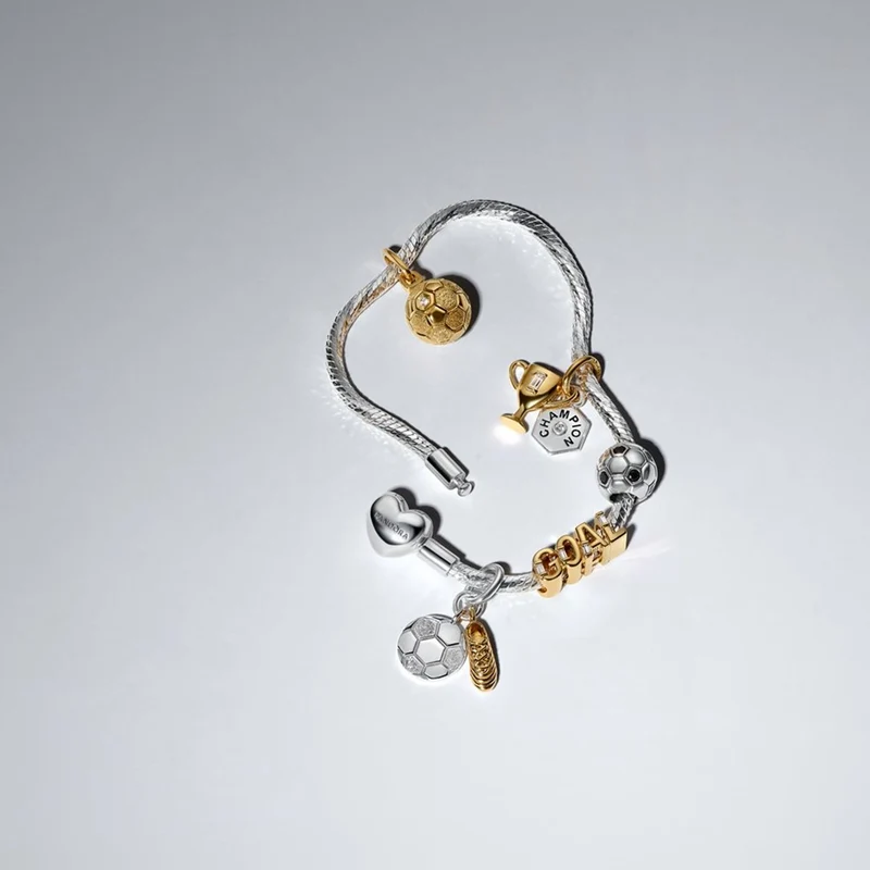 Pandora Moments Double Charm Pendant Chaussure De Football Plaqué Or 764712C00