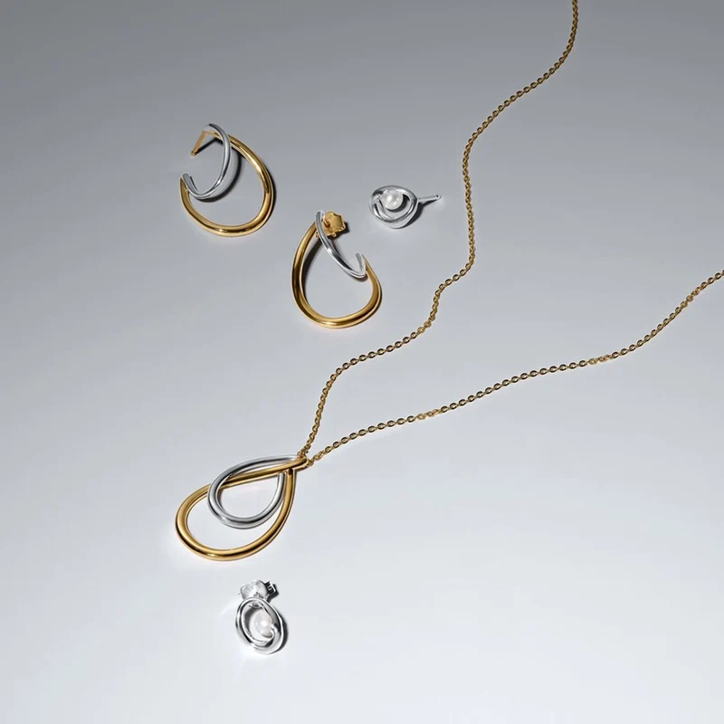 Pandora Essence Clous D’Oreilles Oval & Treated Freshwater Cultured Pearl De Forme Organique 293295C01