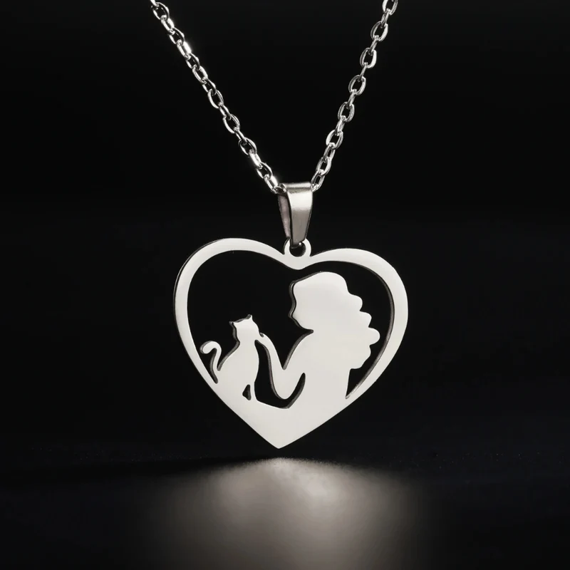 Collier Coeur Chat et Femme