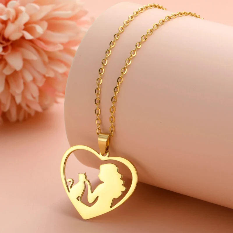 Collier Coeur Chat et Femme