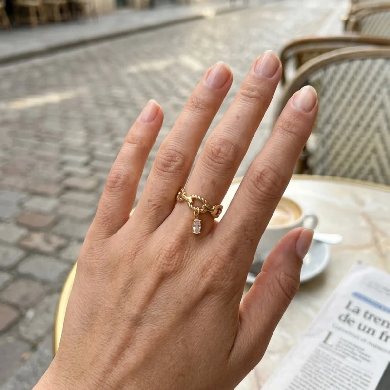 Bague Pendante Chaine