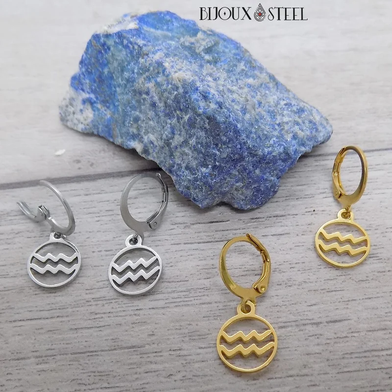 Boucles d'oreilles créoles à pendentifs signe astrologique verseau