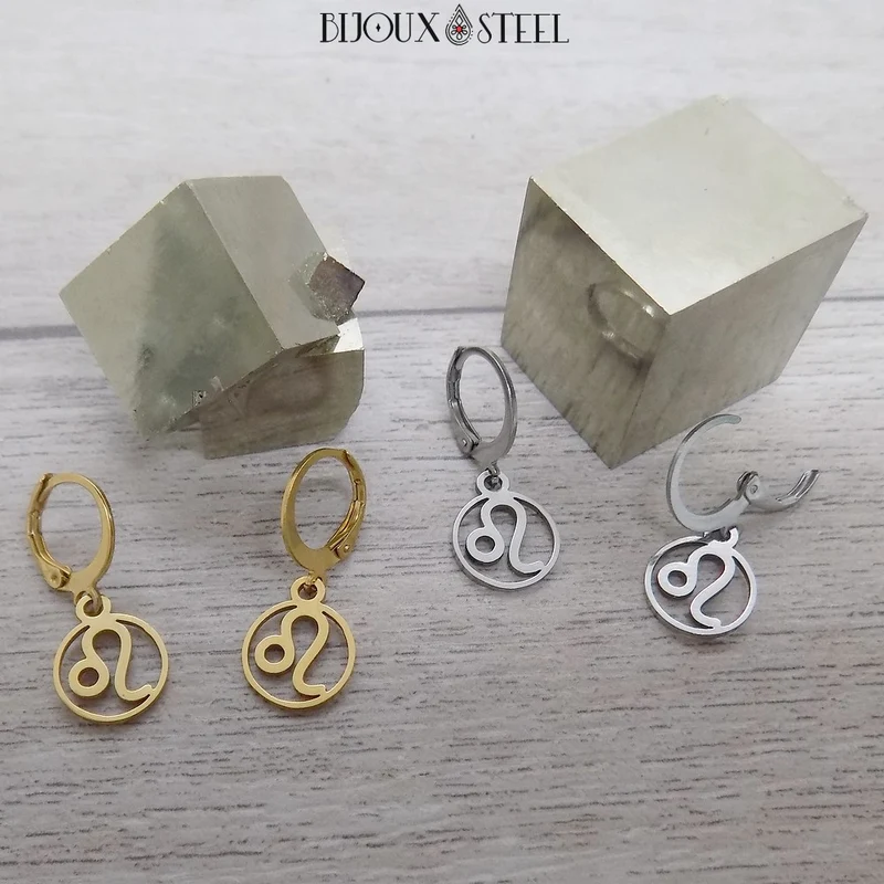 Boucles d'oreilles créoles à pendentifs signe astrologique lion