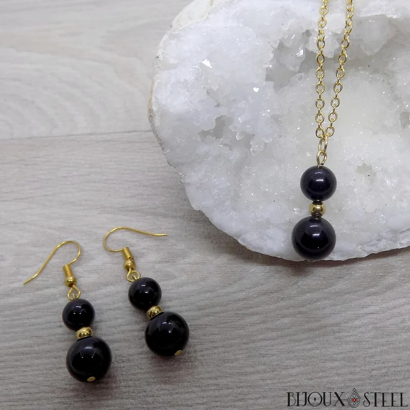 Collier à pendentif deux perles en pierre d'onyx noir