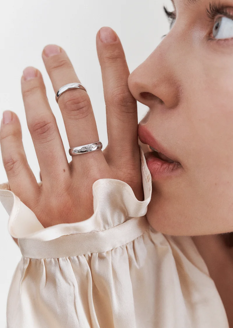 Miniflower Love Ring 4–Full Diamond White Gold