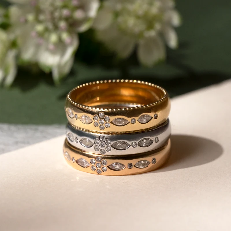 Miniflower Love Ring 4–Full Diamond White Gold