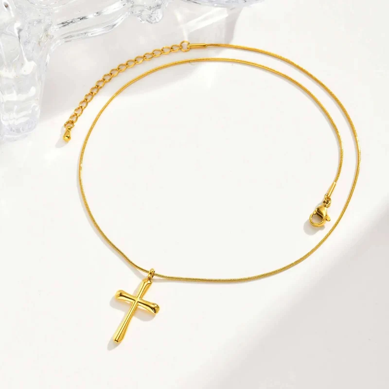 Collier Croix Élégant Femme