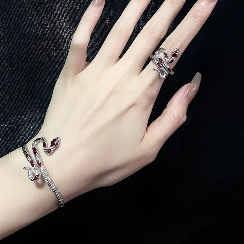 Bague Serpent Argent et Rouge