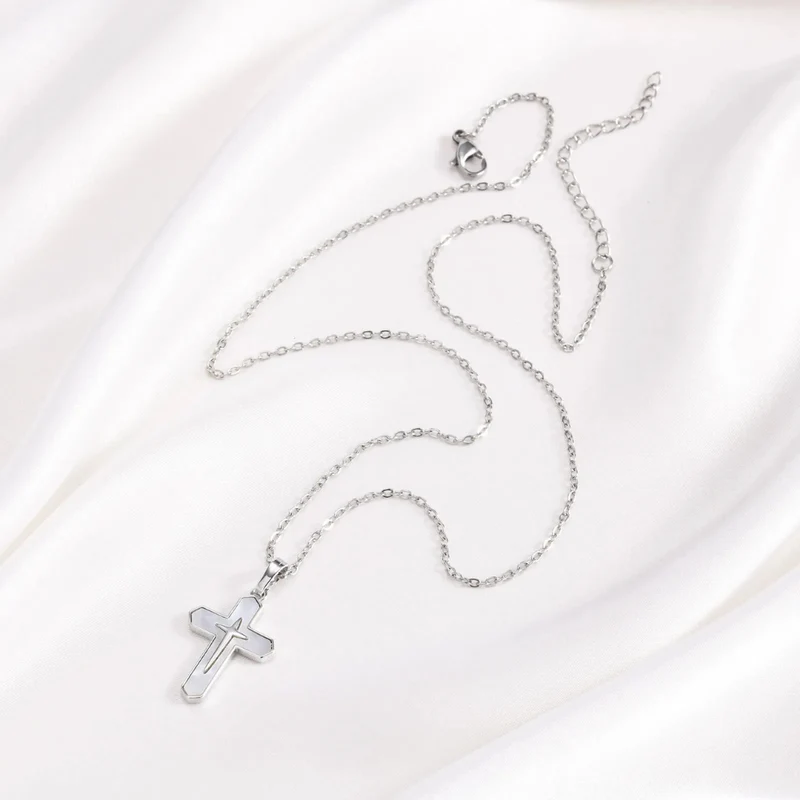 Collier Croix Nacre Blanc Or