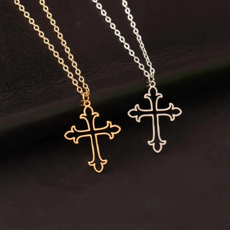 Collier Croix Ajourée