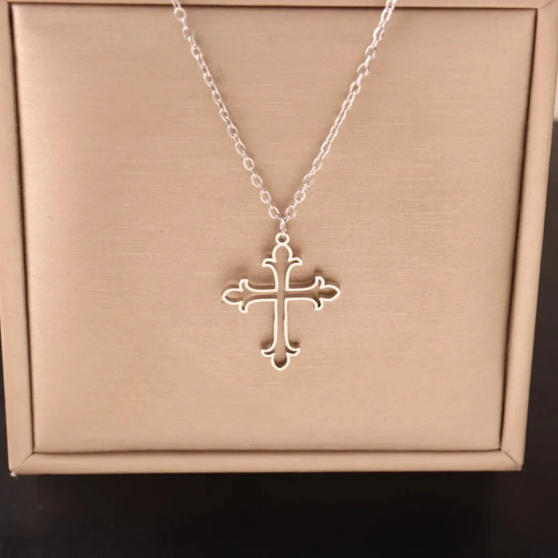 Collier Croix Ajourée