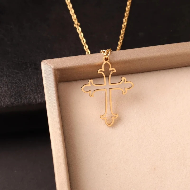 Collier Croix Ajourée