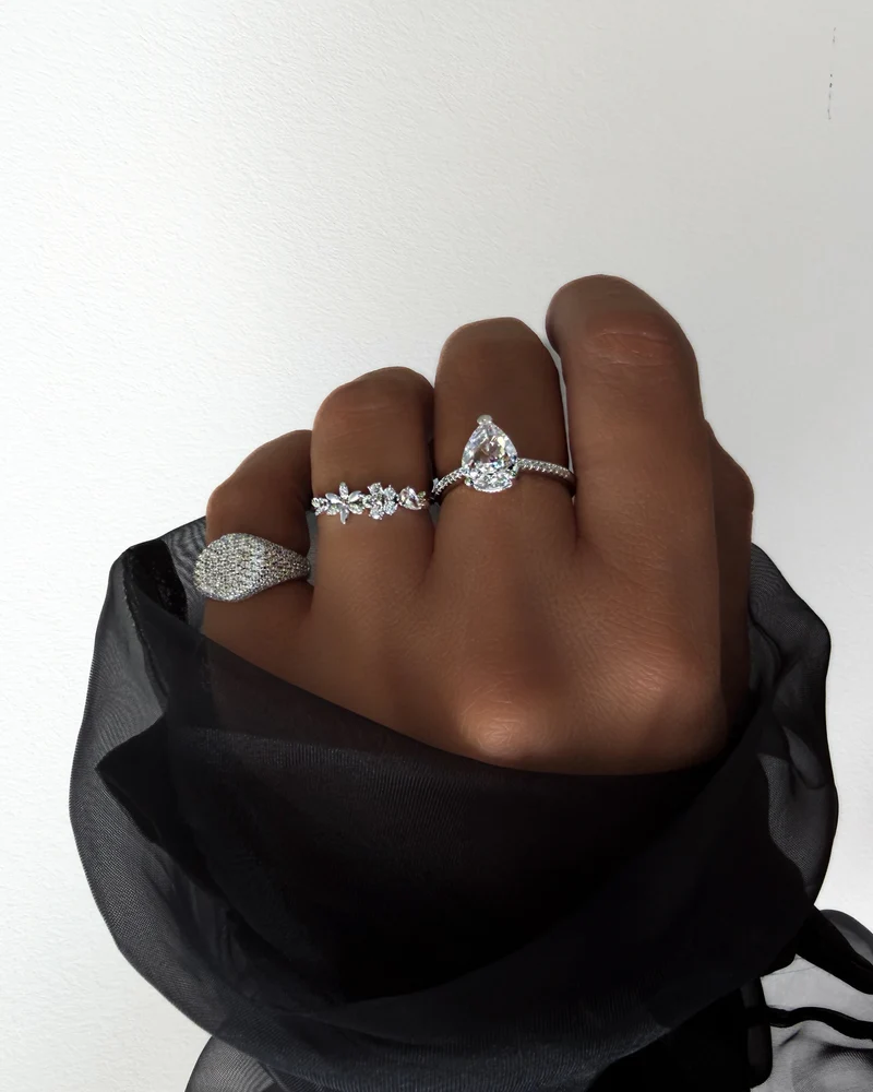 CHEVALIERE "NOA ZIRCON"