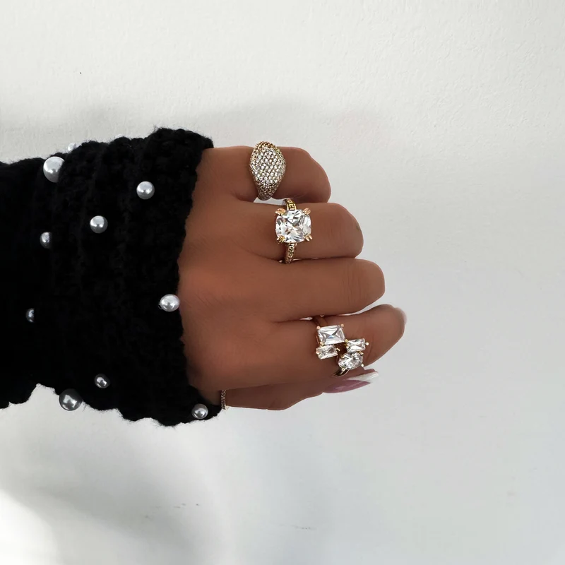CHEVALIERE "NOA ZIRCON"