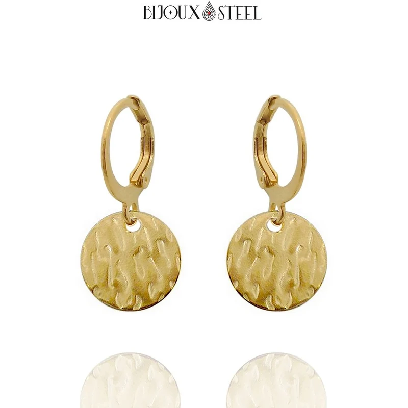 Boucles d'oreilles créoles à pendentifs médailles martelées