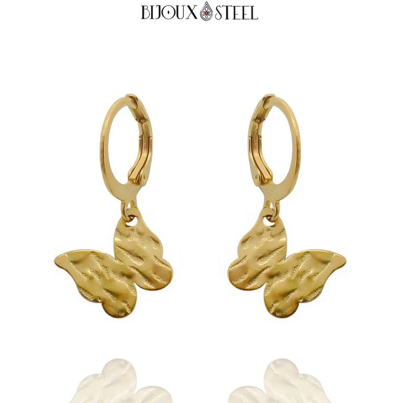 Boucles d'oreilles créoles à pendentifs papillons martelés