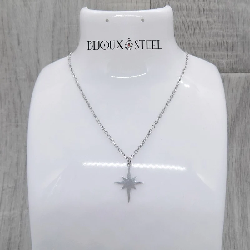 Collier à pendentif étoile du nord en acier inoxydable