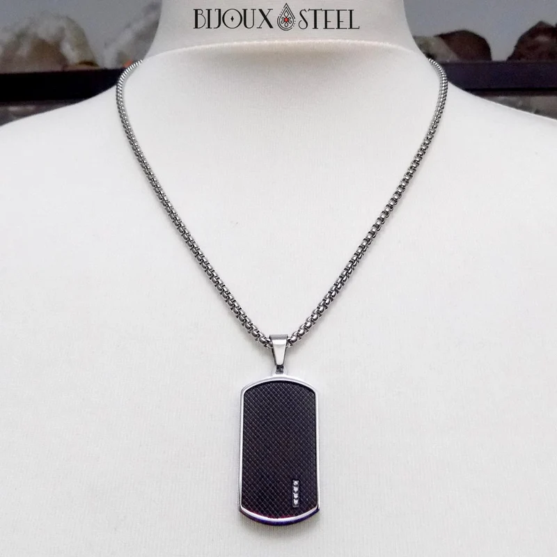 Collier plaque noire et argentée à strass et acier inoxydable