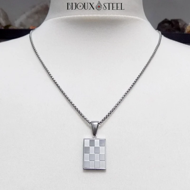 Collier à pendentif damier homme en acier inoxydable