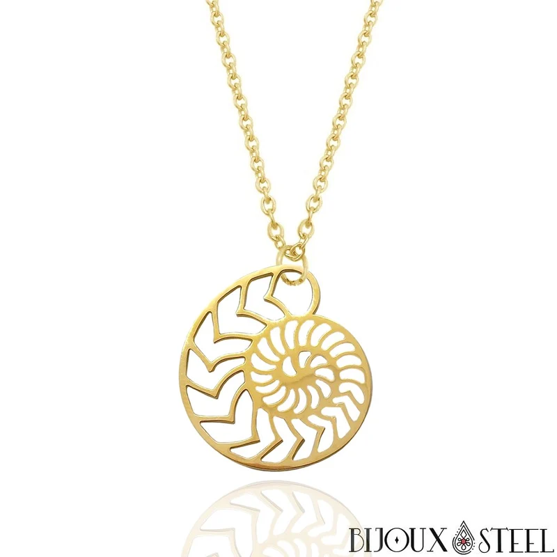 Collier à pendentif ammonite en acier inoxydable