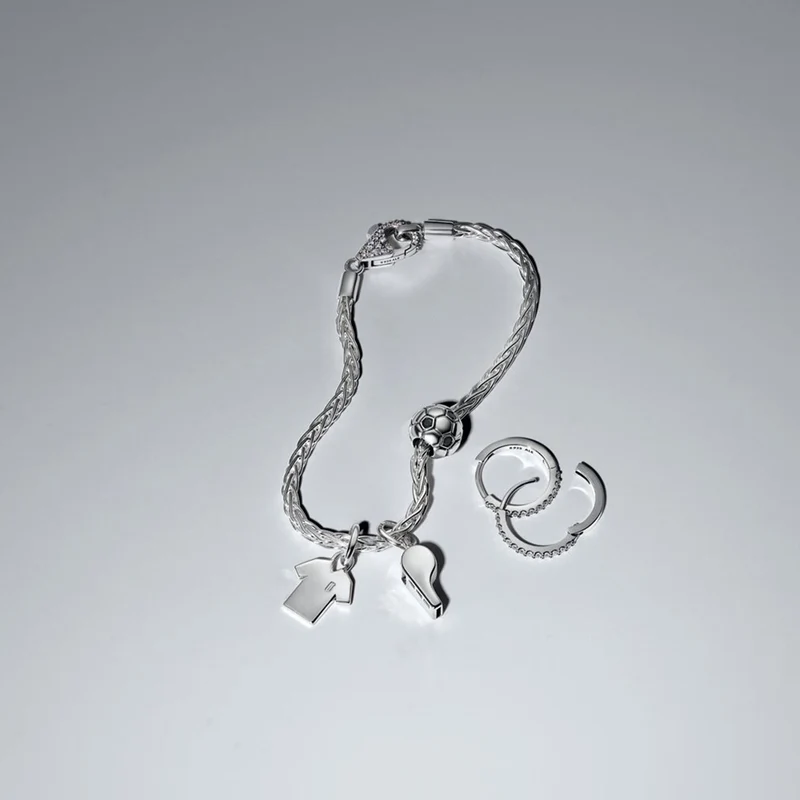 Pandora Moments Charm Pendant Maillot De Football Gravable Cubic Zirconia 794708C01