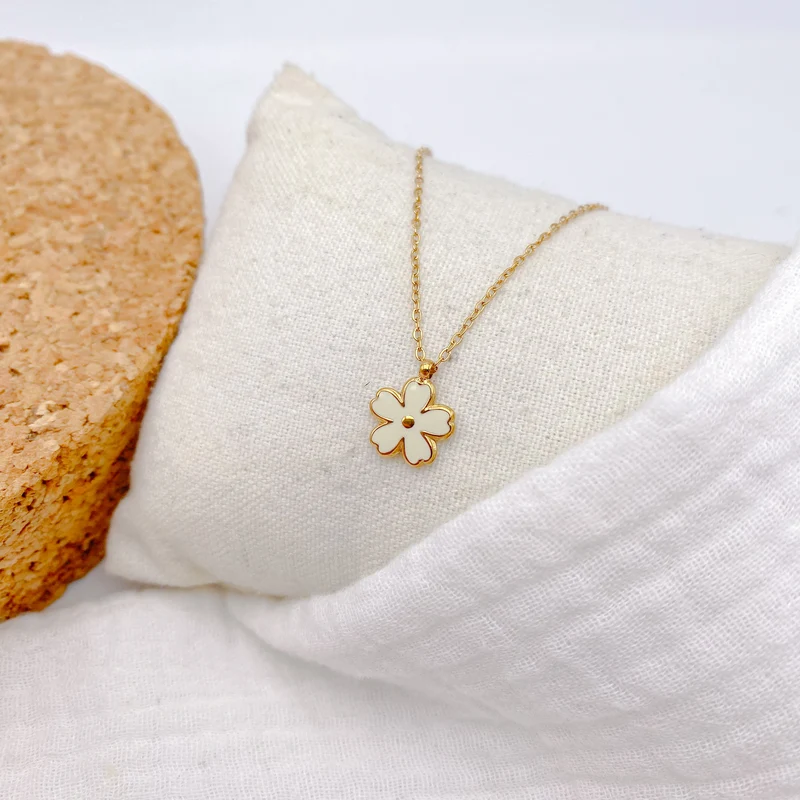 Collier LYSANA