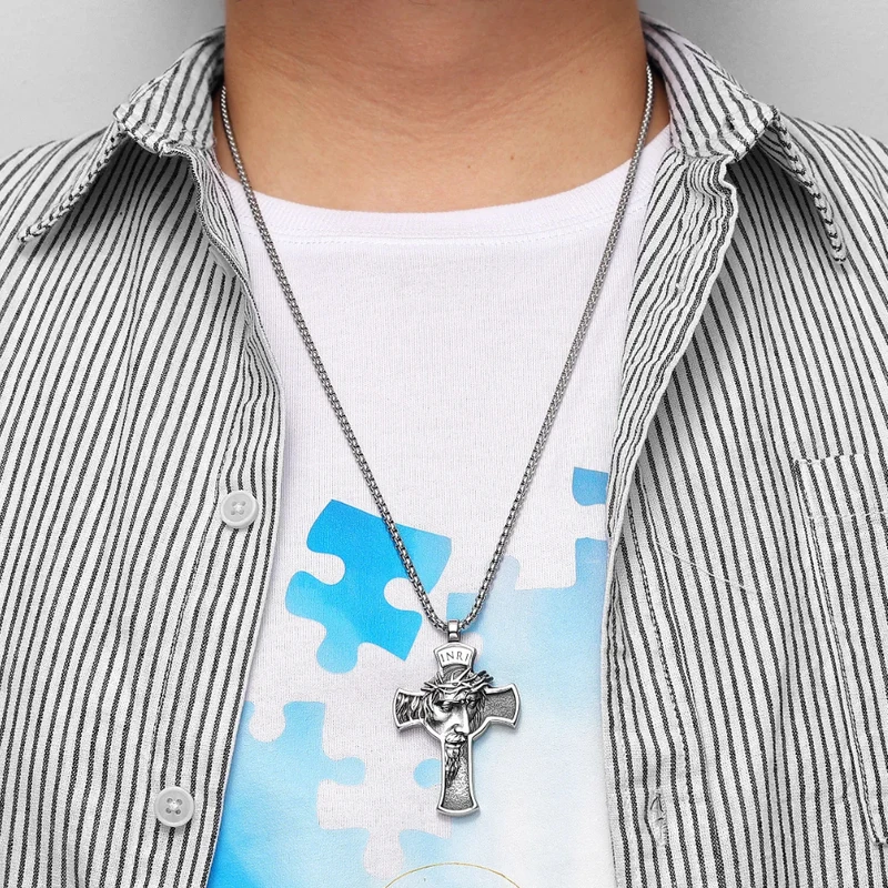 Collier Croix Homme Visage Jésus
