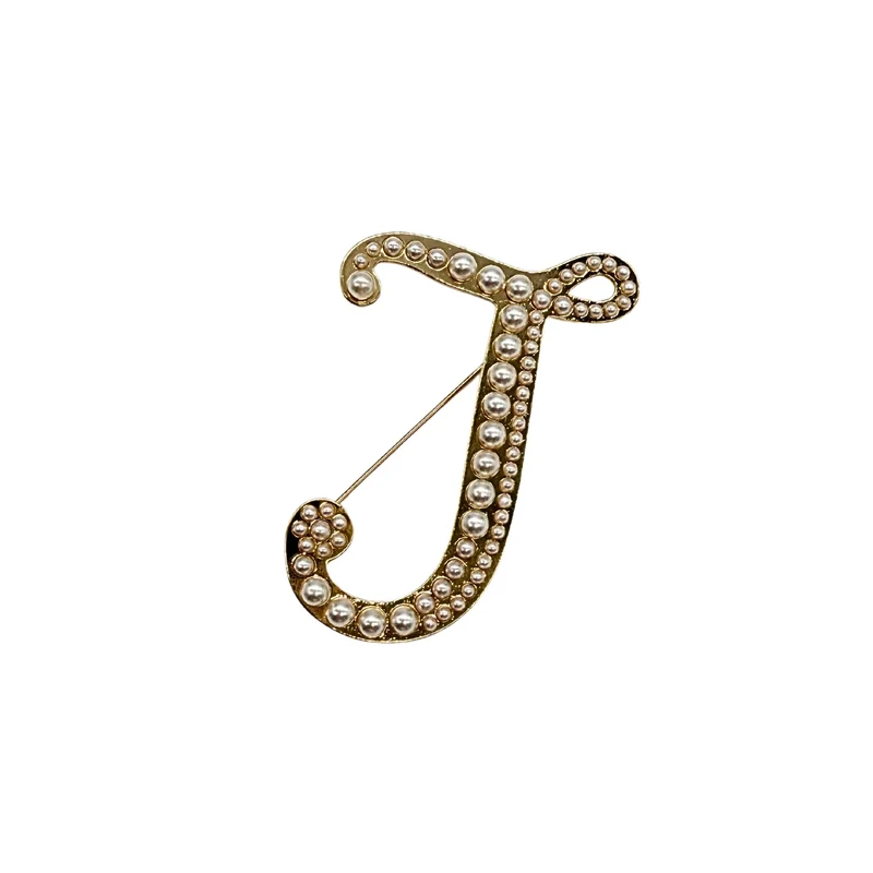 BROCHE "INITIALE PEARL"