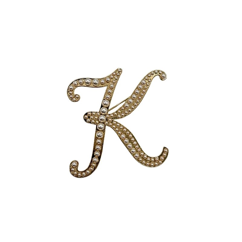 BROCHE "INITIALE PEARL"