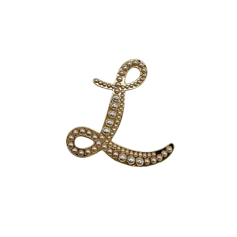 BROCHE "INITIALE PEARL"