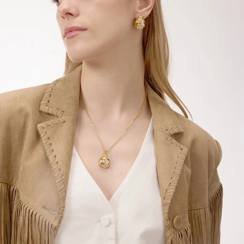 Collier pendentif Coccinelle