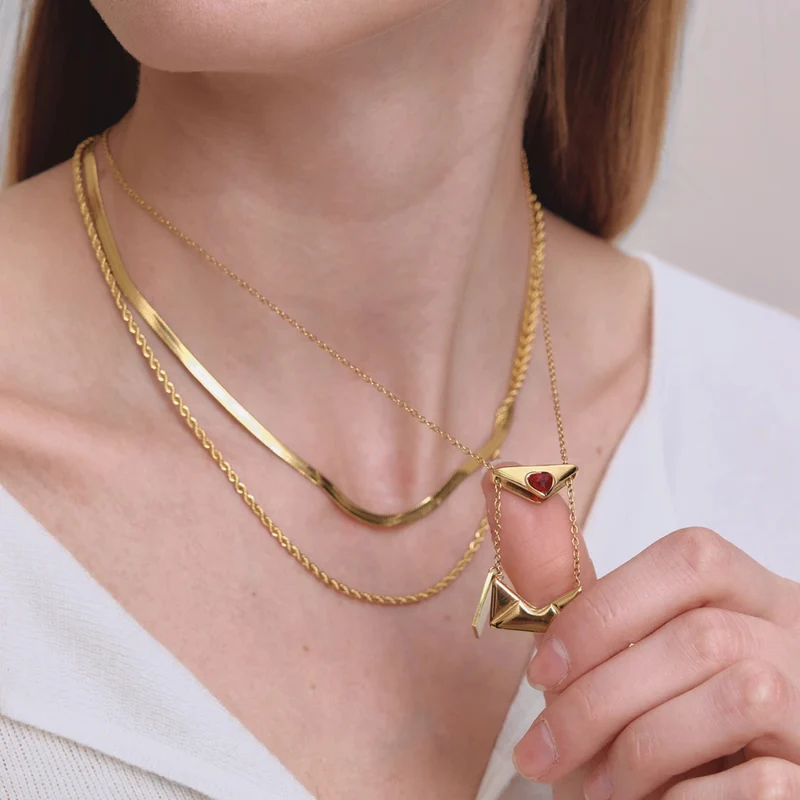 Collier Enveloppe Love