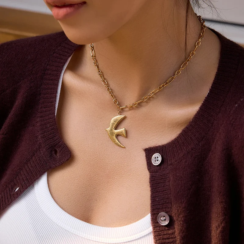Collier Oiseau Design