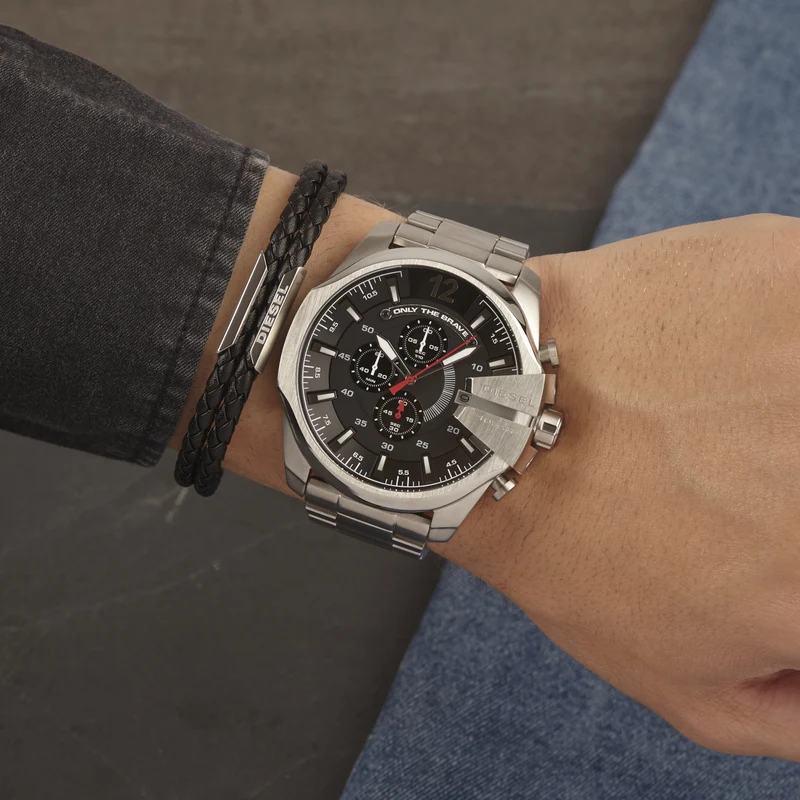 Diesel Mega Chief Hommes Montre Argent DZ4308