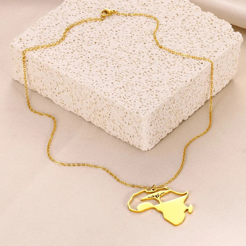 Collier Afrique Arbre