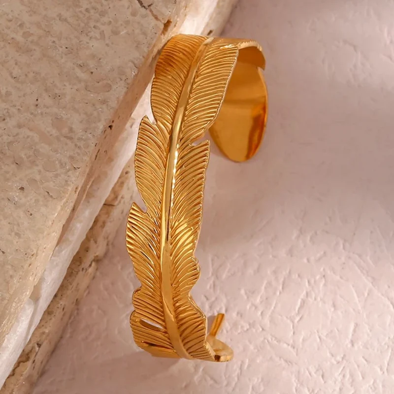 Bracelet Jonc Plume Doré