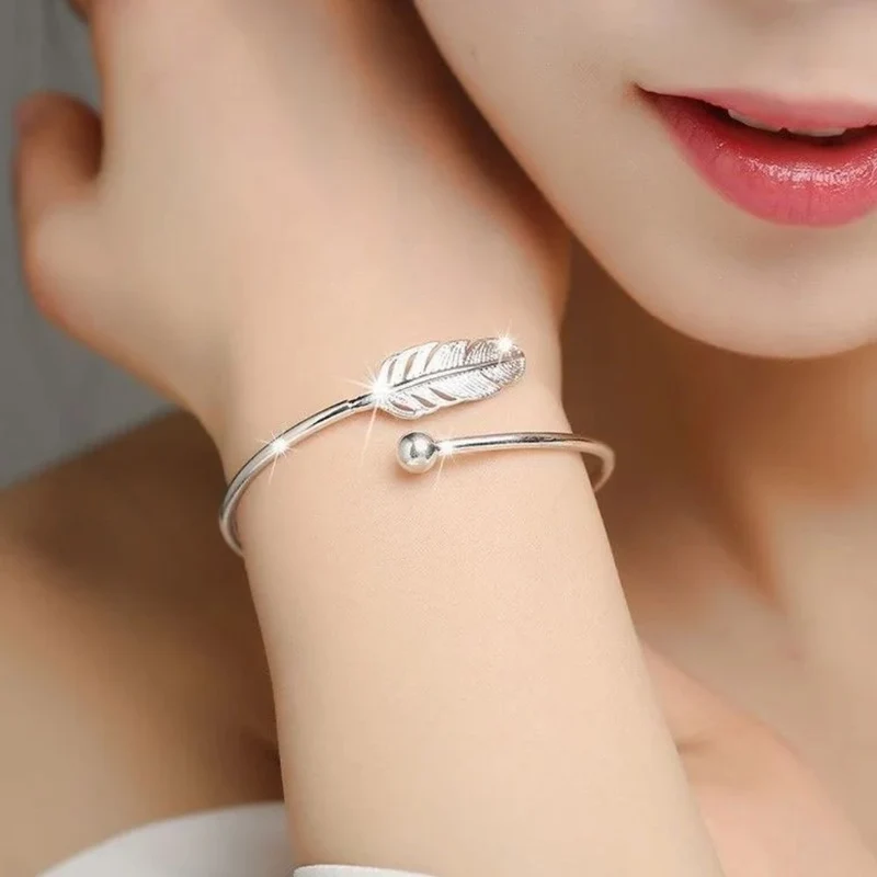 Bracelet jonc plume