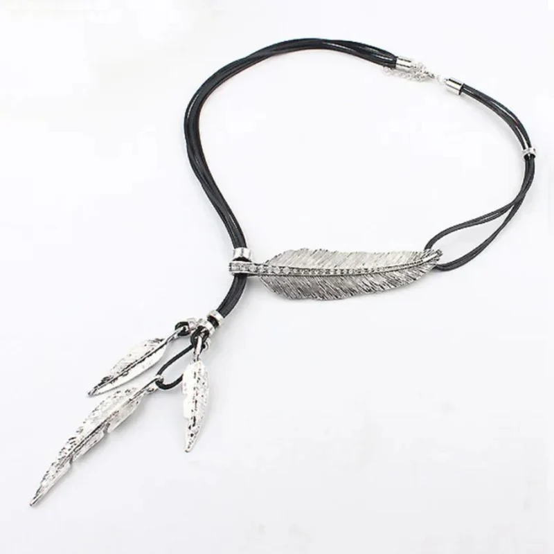 Collier Fantaisie Plume