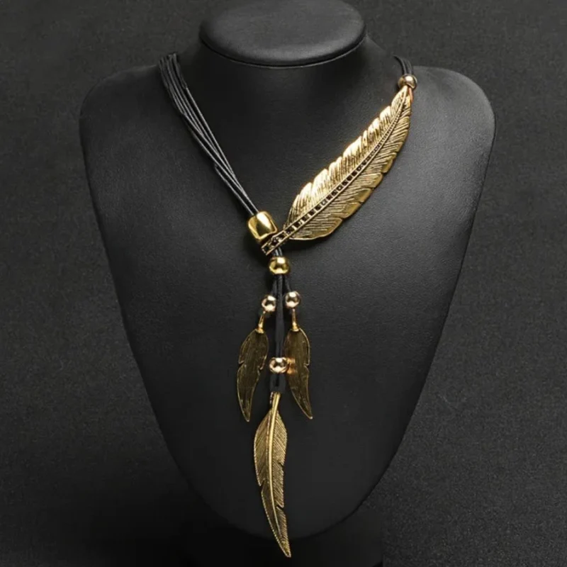 Collier Fantaisie Plume