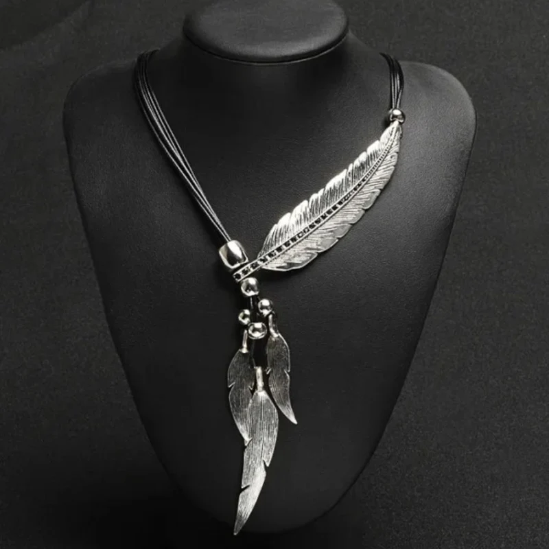 Collier Fantaisie Plume